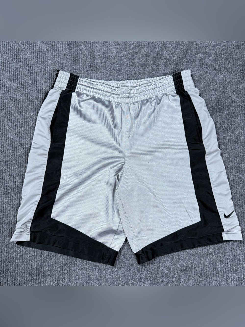 Vintage Y2K Nike Basketball Shorts Mens S (M) Black Gray Silky Shiny Silver Tag
